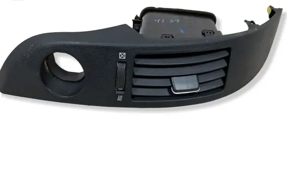 Toyota Corolla Verso AR10 Dash center air vent grill 5567064010 5568064020