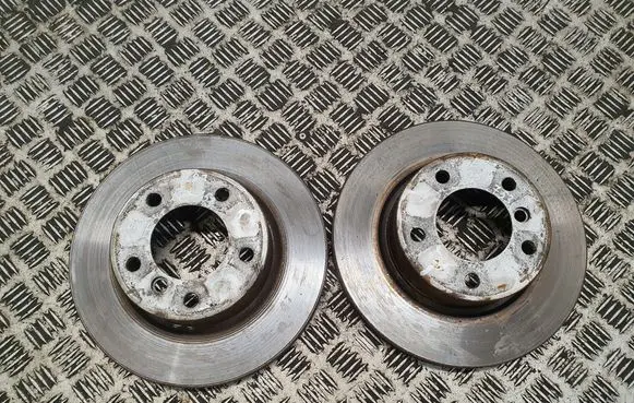 BMW 1 E81 E87 Front brake disc 6854997 34116854997