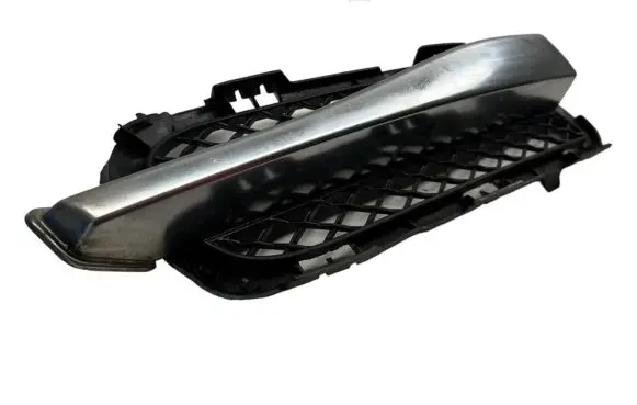 Jaguar XF X250 Front bumper lower grill 8X2315K232