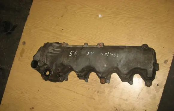 Lincoln Navigator Rocker cam cover 