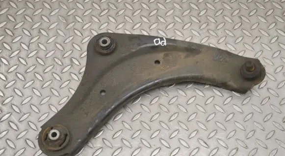 Nissan Juke I F15 Front lower control arm/wishbone