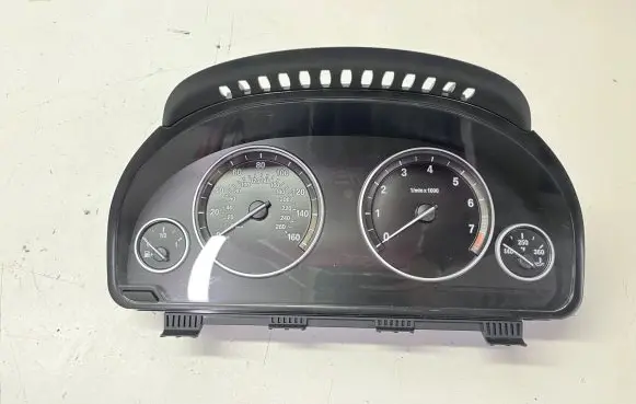 BMW X3 F25 Speedometer (instrument cluster) 9291412