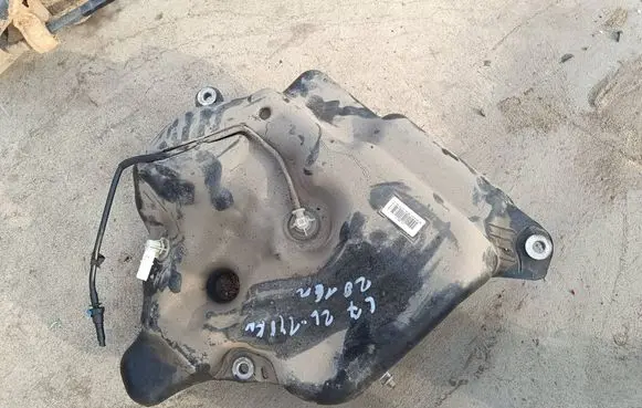 Audi A6 S6 C7 4G AdBlue liquid reservoir 4G0131877 4077801AE