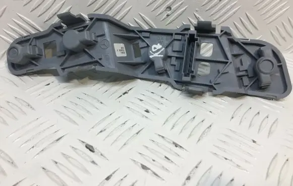 Mercedes-Benz A W169 Tail light bulb cover holder