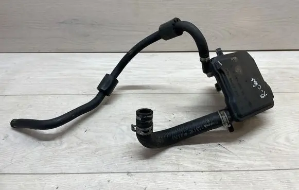 Mercedes-Benz R W251 Power steering fluid tank/reservoir A0004602283