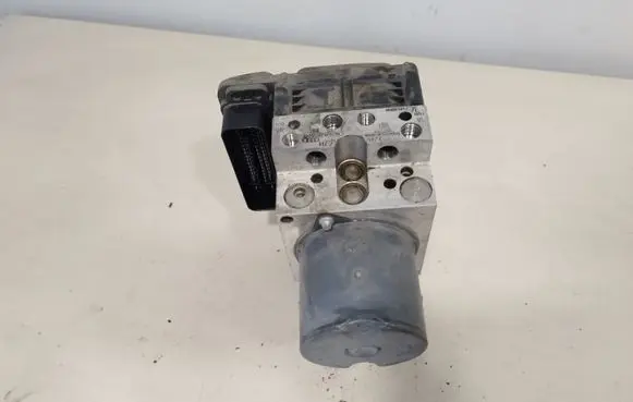 Audi A8 S8 D4 4H ABS Pump 4H0907379E