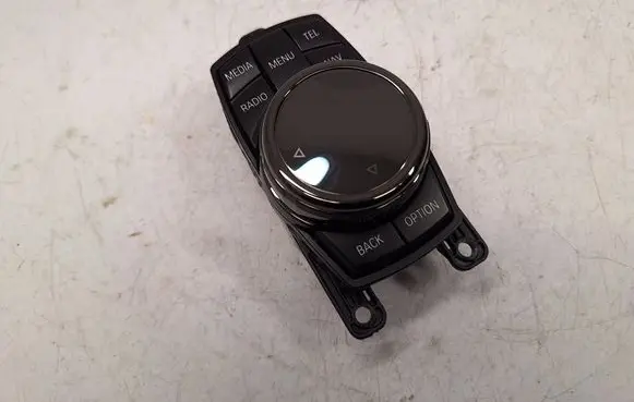 BMW X5 F15 Head unit multimedia control 65829350725