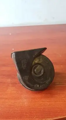 BMW 3 E30 Alarm system siren 30055306