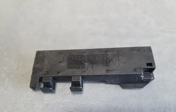 Audi Q8 Interior comfort aerial antenna 4M0907247A