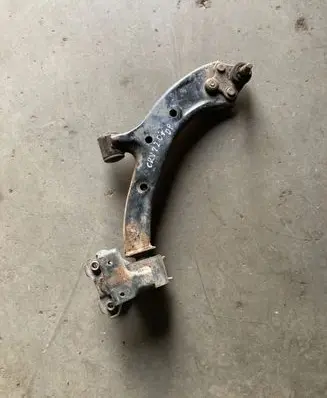 Honda CR-V Front lower control arm/wishbone