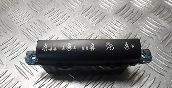 Nissan Qashqai Other devices 68260JD92A