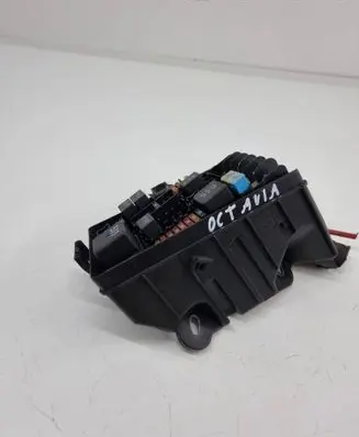 Skoda Octavia Mk3 (5E) Fuse module 5q0937125b