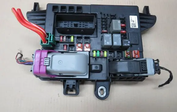 Opel Insignia A Fuse module 13485565 0754153171
