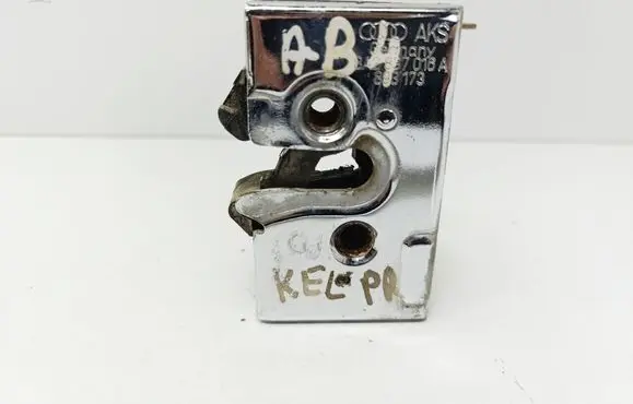 Audi 80 90 S2 B4 Front door lock 8A2837016A