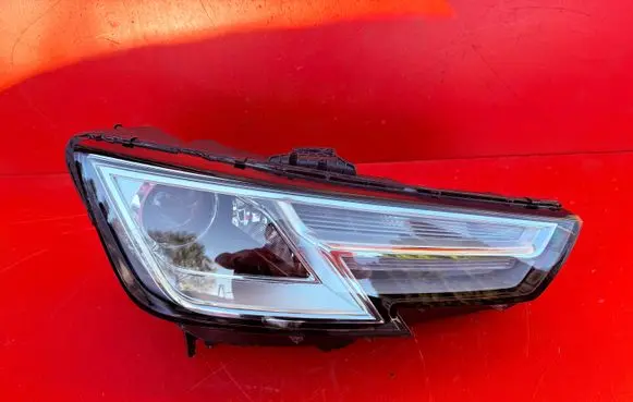 Audi A4 S4 B9 Headlight/headlamp 8W0941006