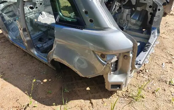 Land Rover Evoque I Rear quarter panel
