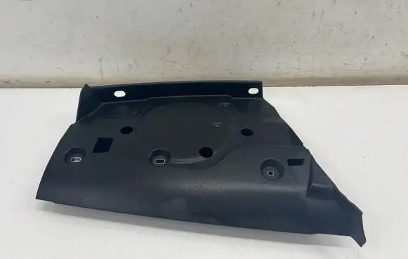 Maserati Ghibli Dashboard lower bottom trim panel AAU24940