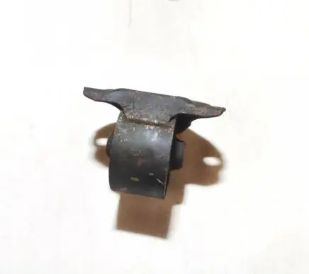 Hyundai i30 Engine mount bracket