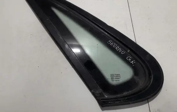 Ford Scorpio Rear side window