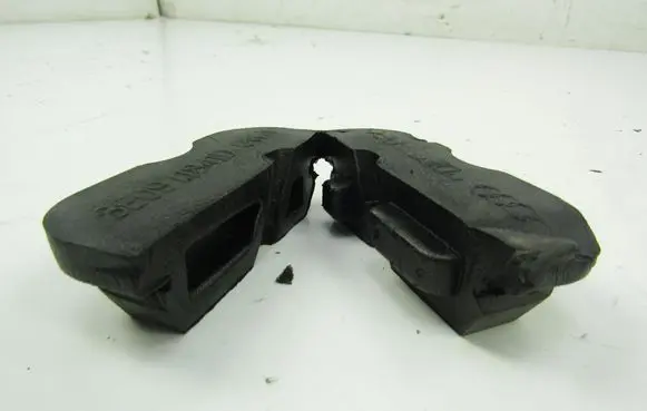 Audi A4 S4 B7 8E 8H Fender foam support/seal 8E0971841D