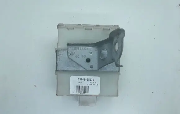 Toyota Avensis T250 Door control unit/module 8974105070 73668012