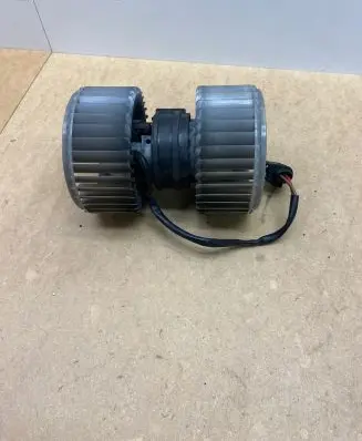 Audi A8 S8 D3 4E Heater fan/blower 0130111047