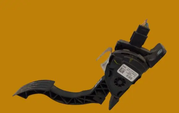 Ford Focus Accelerator throttle pedal EV61-9F826-AA