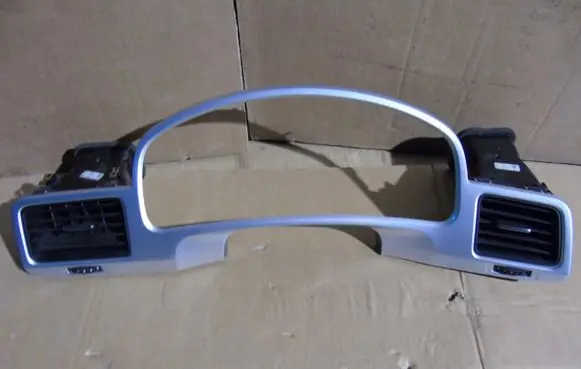 Mercedes-Benz A W177 Dash center air vent grill