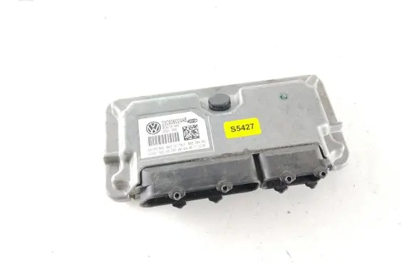 Skoda Fabia Mk1 (6Y) Engine control unit/module 03C906024AB 6160142000 6813FCBAG