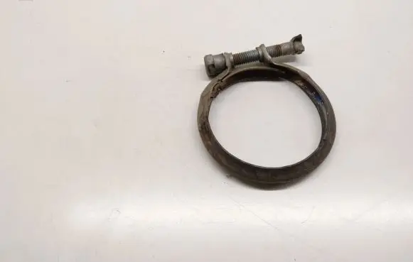 Mercedes-Benz A W176 Muffler pipe connector clamp A000995xx33