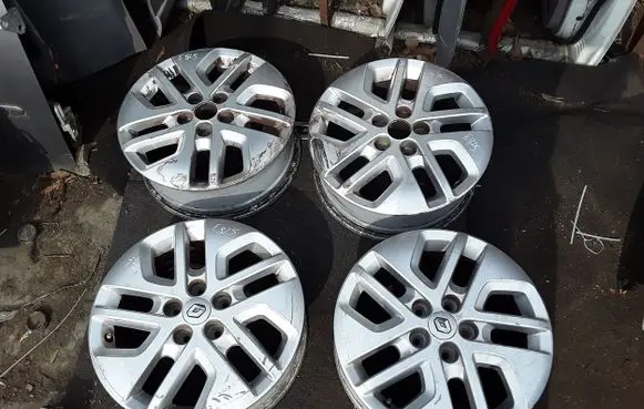 R17 alloy rim