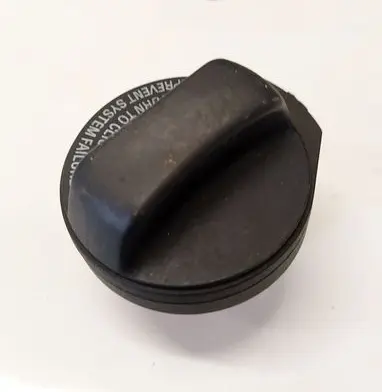 Volvo V70 Fuel tank filler cap 