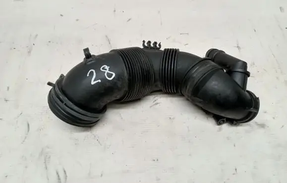 Volkswagen PASSAT B8 Turbo air intake inlet pipe/hose 5Q0129657 5Q0129635