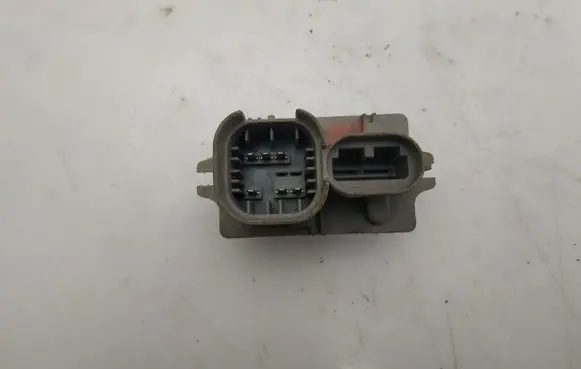 Renault Megane I Heater blower fan relay 651920N