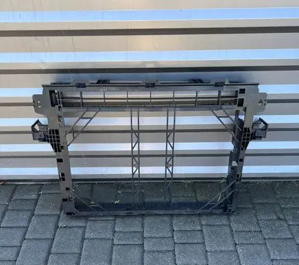 Volvo XC90 Radiator trim 32339356