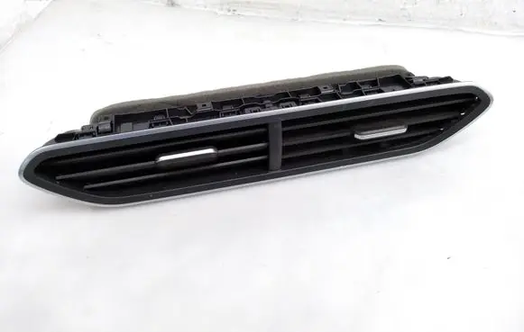 Volkswagen ID.3 Dash center air vent grill 10A819728