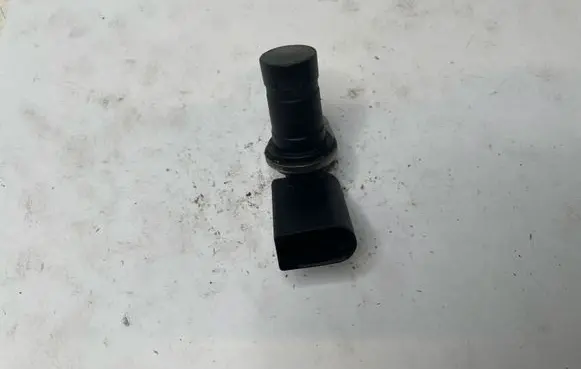 BMW 5 E60 E61 Crankshaft position sensor 1709616