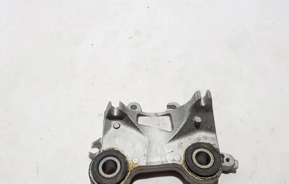 Renault 5 E-Tech Engine mounting bracket 112219123R
