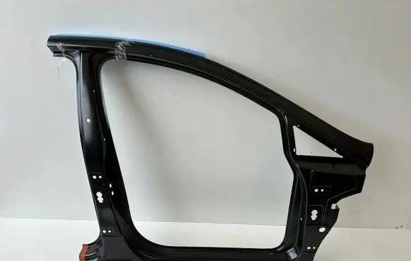 Volkswagen Golf Sportsvan Side car body part 