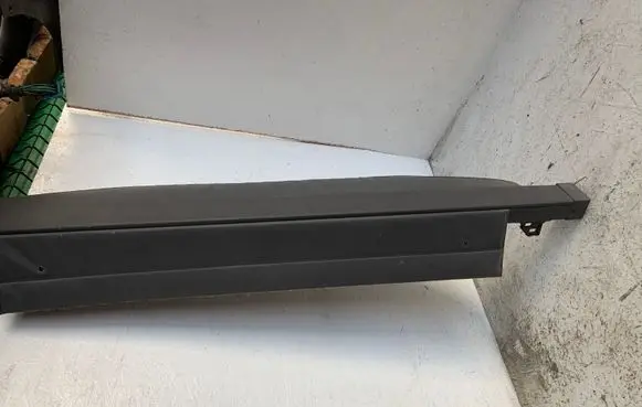 Toyota Avensis T220 Parcel shelf