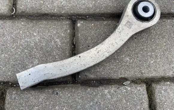 Rear anti-roll bar/stabilizer link
