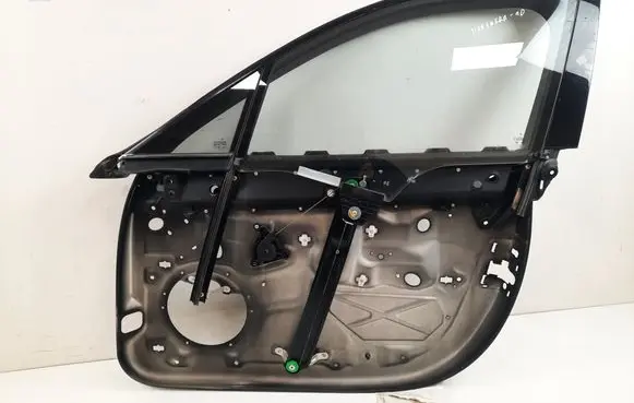 Front window lifting mechanism without motor