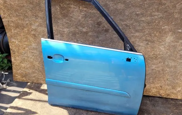 Citroen C4 I Picasso Front door