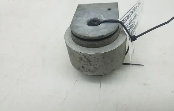 Mercedes-Benz C W204 Rear differential mounting bracket A2043500215