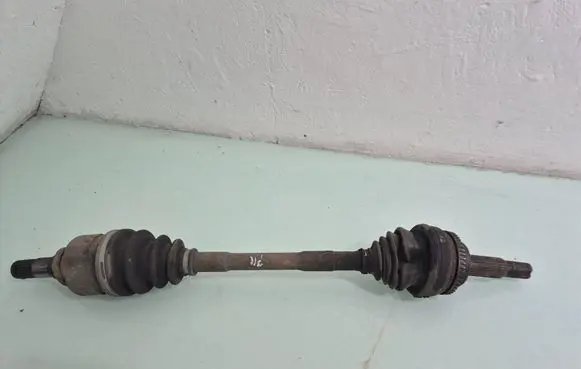 Toyota Prius (XW20) Front driveshaft 