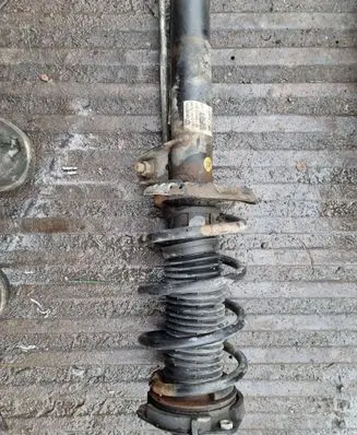 Volkswagen Golf IV Front shock absorber/damper 1J0413031AS 824904000819 VW358VA5203WD
