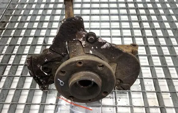Fiat Panda II Front wheel hub spindle knuckle 