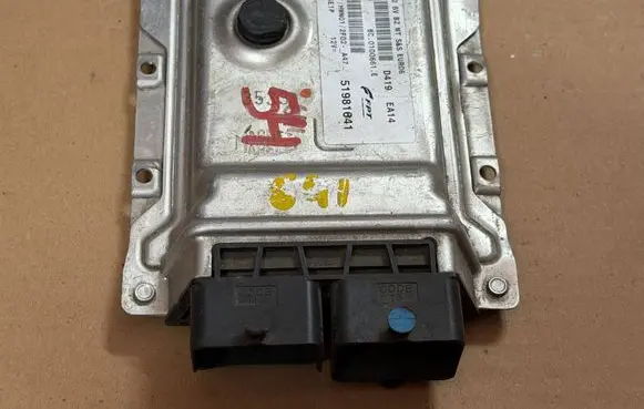 Fiat 500 Engine control unit/module 9GF.T7 51981641 BKVH0SE1P