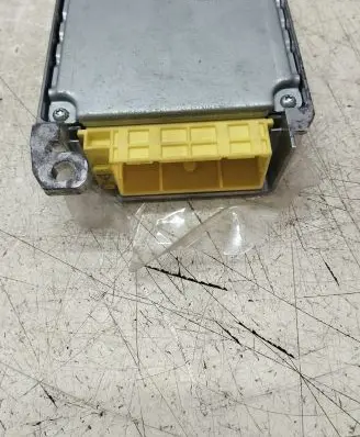 Toyota Avensis T250 Airbag control unit/module 8917005220 215955102 35370220LU