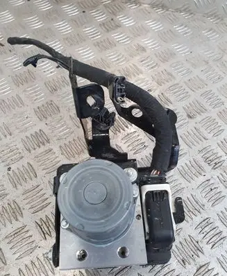 Renault Captur II ABS Pump 476608568R